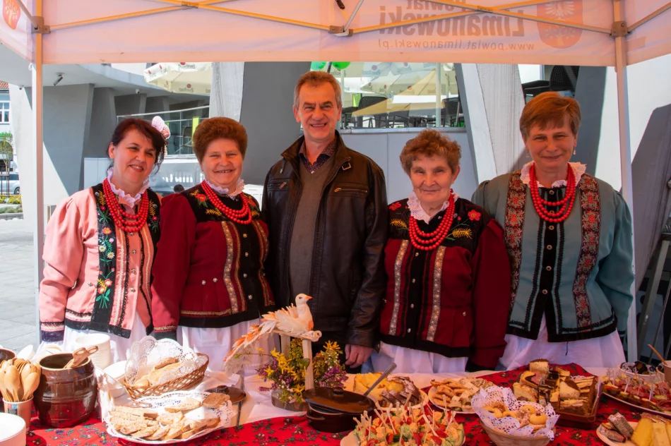 Rozdawali sadzonki i rozmawiali o klimacie - zdjęcie 7