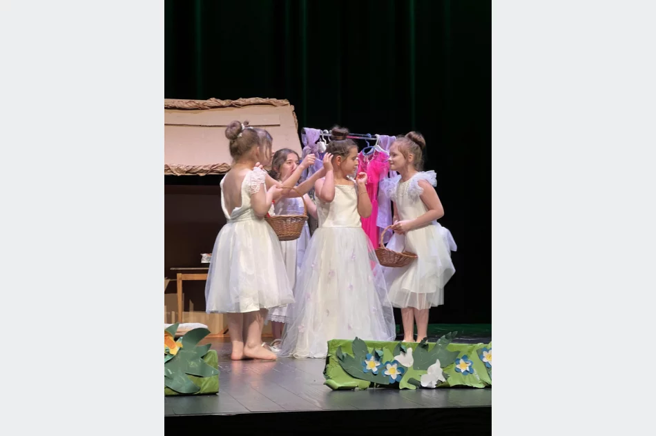 Sukces uczniów klasy II Szkoły Podstawowej nr 2 w Męcinie - zdjęcie 6