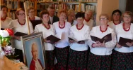 Spektakl słowno-muzyczny, poświęcony Janowi Pawłowi II pt.:   ,,Tobie Ojcze Święty" - zdjęcie 4