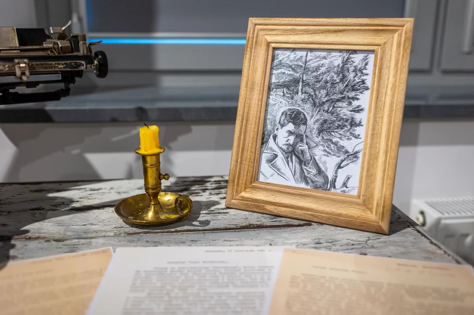 Wernisaż wystawy ,,Wincenty Stanisław Gawron - Droga życia’’ - zdjęcie 9