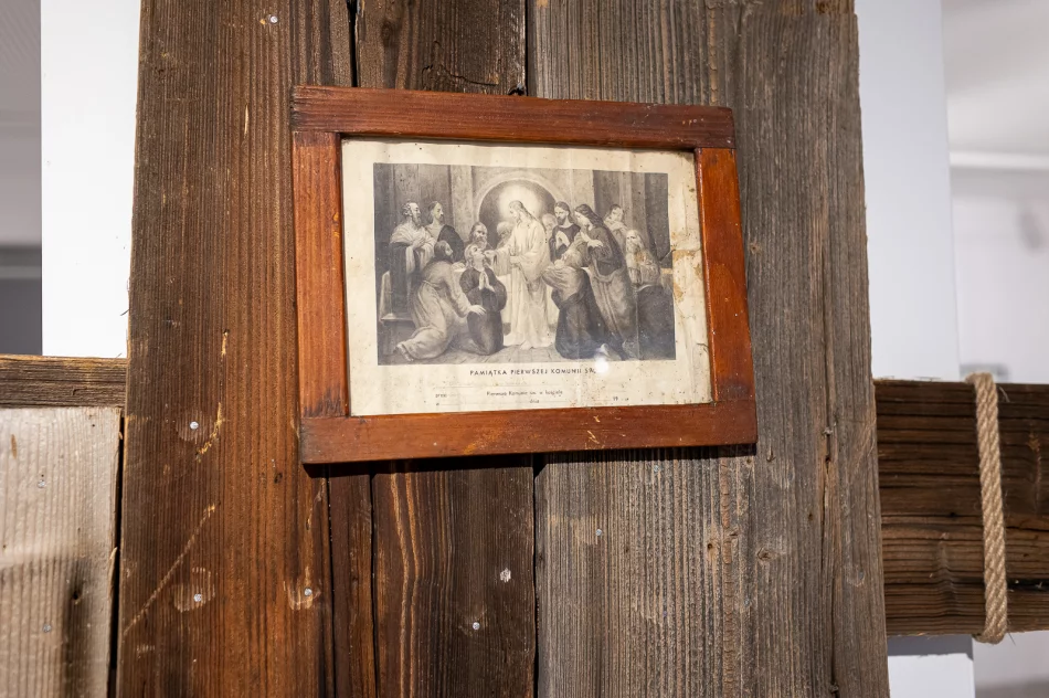 Wernisaż wystawy ,,Wincenty Stanisław Gawron - Droga życia’’ - zdjęcie 14