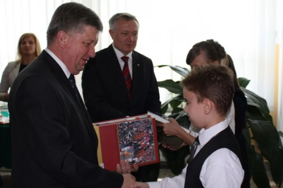 IV Gminny Konkurs o Bł.Janie Pawle II - zdjęcie 2