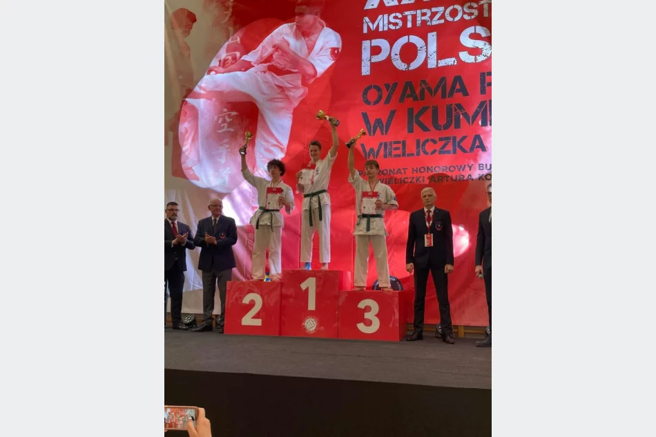 2 turnieje i 8 medali dla Goliński Team, w tym 4 medale Mistrzostw Polski Oyama PFK - zdjęcie 10