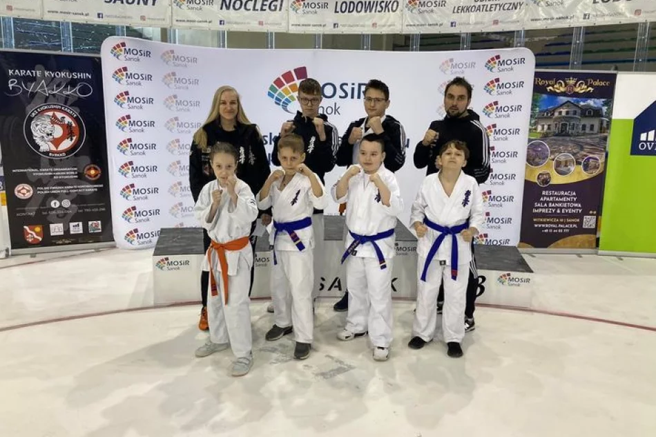 2 turnieje i 8 medali dla Goliński Team, w tym 4 medale Mistrzostw Polski Oyama PFK - zdjęcie 12