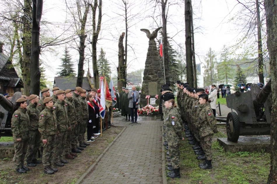 ,,Prawda – Pamięć – Szacunek” – uroczystość środowiskowa w Łososinie Górnej - zdjęcie 3