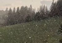 W górach sypie śnieg, w nocy nawet - 5 st. C - zdjęcie główne