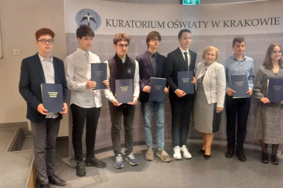 Antoni Juszczak i Lucjan Piechówka Laureatami Małopolskiego Konkursu Chemicznego - zdjęcie 5