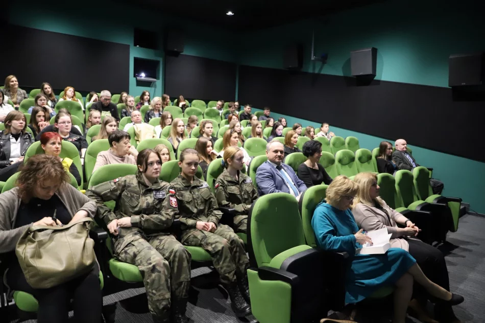 IV Ogólnopolski Konkurs Plastyczny - KL RAVENSBRÜCK - zdjęcie 7