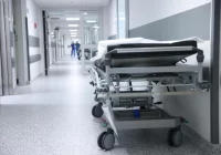 Rzeszów: lekarze wycięli pacjentce prawie 100-kilogramowego guza o średnicy jednego metra - zdjęcie główne