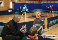 Tenisiści Płomienia na zawodach w Brzegu Dolnym - zdjęcie główne