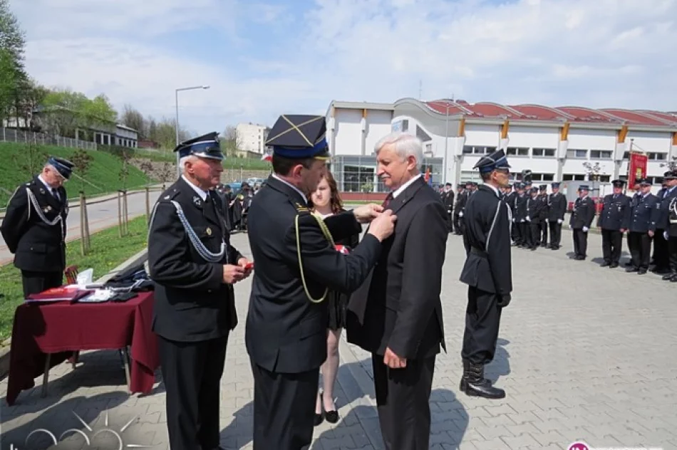 Nowy wóz strażaków poświecony - zdjęcie 4