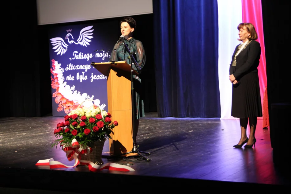 Uroczysta sesja z okazji rocznicy uchwalenia Konstytucji 3 Maja - zdjęcie 8