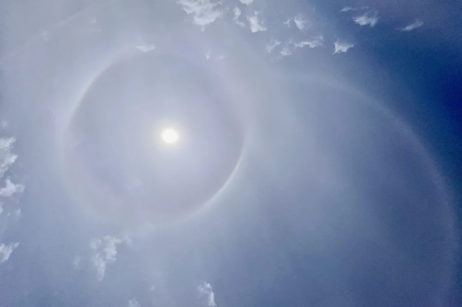 Dwa rzadkie zjawiska w tym samym czasie na niebie - zdjęcie 12