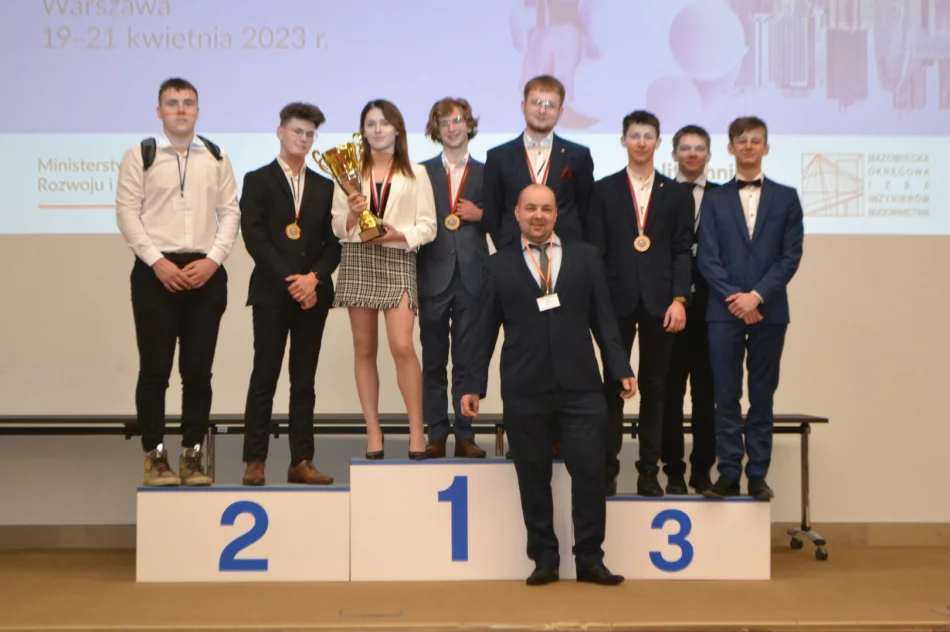 Budowlani mistrzowie już z indeksami na wszystkie uczelnie - zdjęcie 5