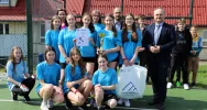 Dziewczyny z Mordarki zwycięzcami w zawodach w Piłkę Nożną - zdjęcie 2