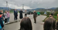Uczniowie nauczyli się sadzić drzewa - zdjęcie 5