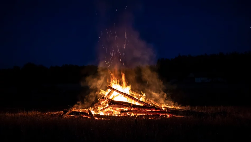 Etnolog: Noc Kupały symbolizuje zwycięstwo światła nad mrokiem - zdjęcie 1