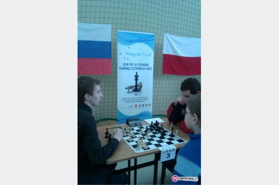 Limanowscy szachiści na „Turnieju czterech wież” - zdjęcie 2