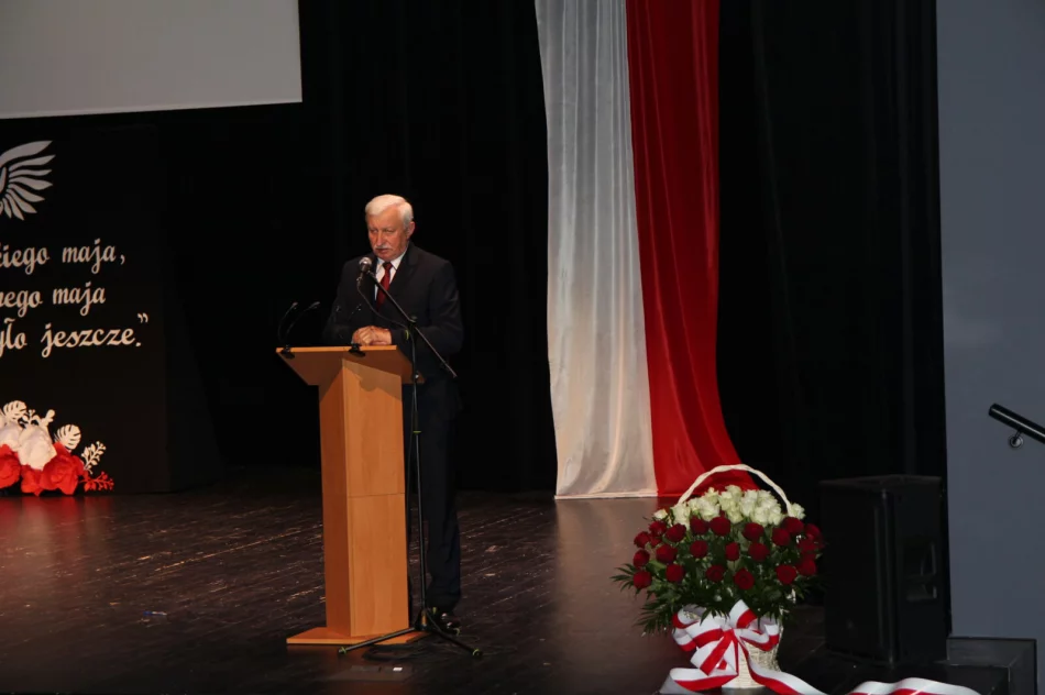 Uroczysta sesja Rady Miasta - zdjęcie 5