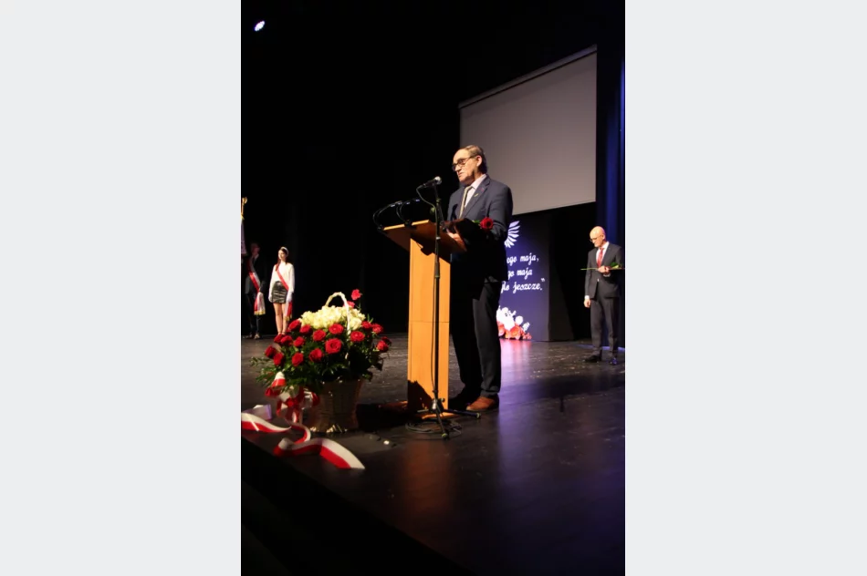 Uroczysta sesja Rady Miasta - zdjęcie 8