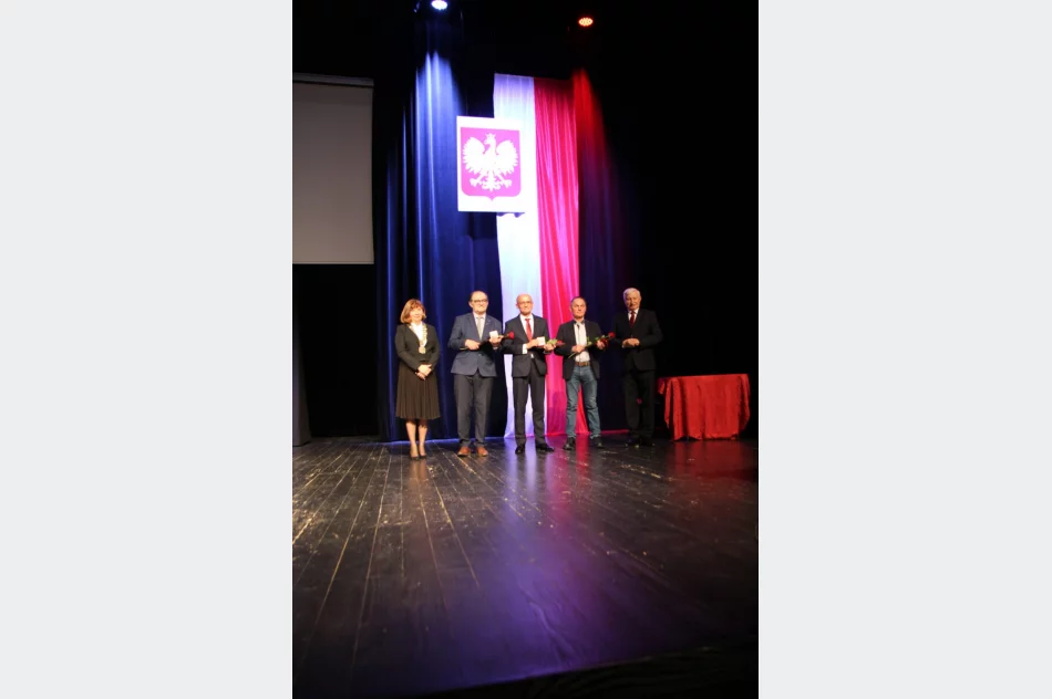 Uroczysta sesja Rady Miasta - zdjęcie 14