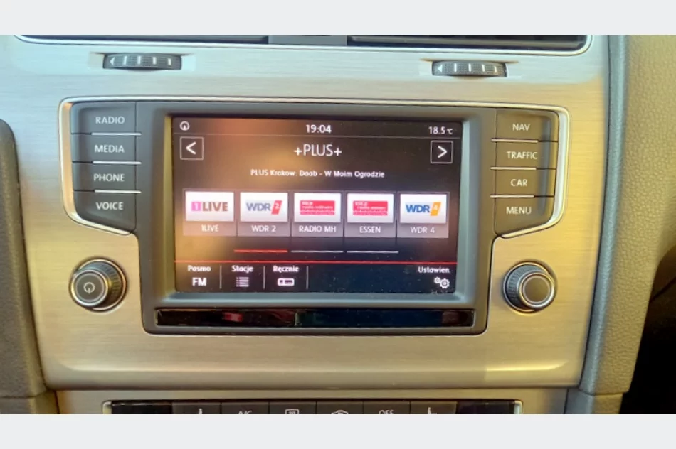 VOLKSWAGEN GOLF VII -1,6tdi bez korozji kompl. dok. serwis-zarejestrowany  fv-vat - zdjęcie 20