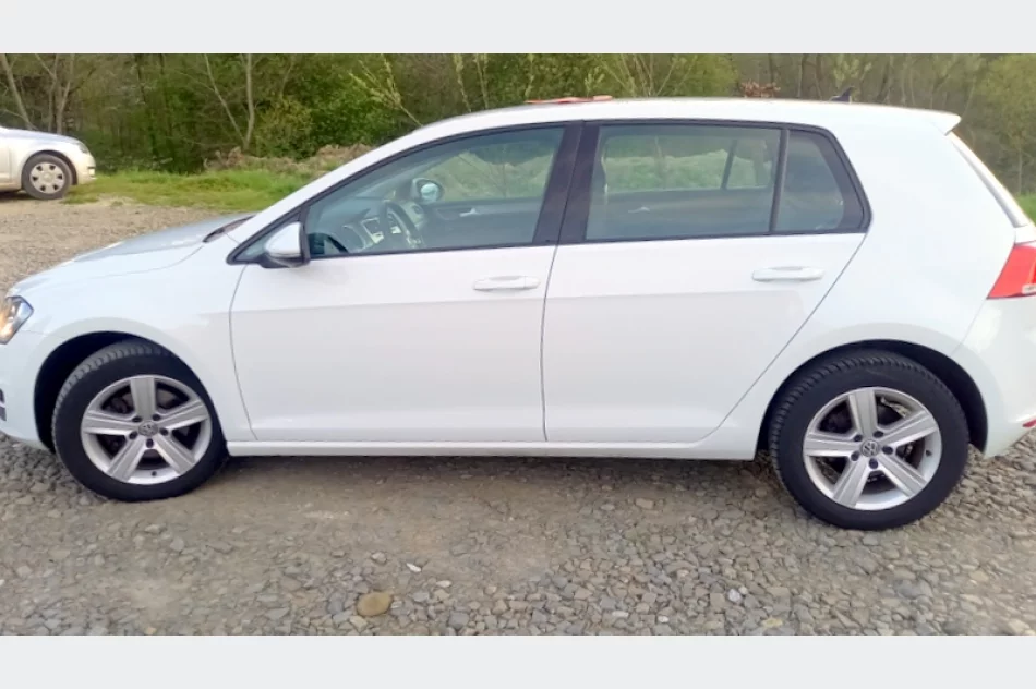 VOLKSWAGEN GOLF VII -1,6tdi bez korozji kompl. dok. serwis-zarejestrowany  fv-vat - zdjęcie 7