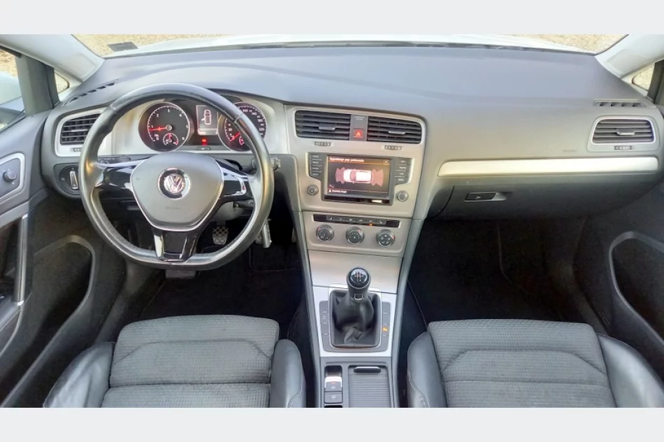 VOLKSWAGEN GOLF VII -1,6tdi bez korozji kompl. dok. serwis-zarejestrowany  fv-vat - zdjęcie 11