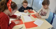 W Bibliotece odbyły się warsztaty pt.: „Nasza biało – czerwona” - zdjęcie 3