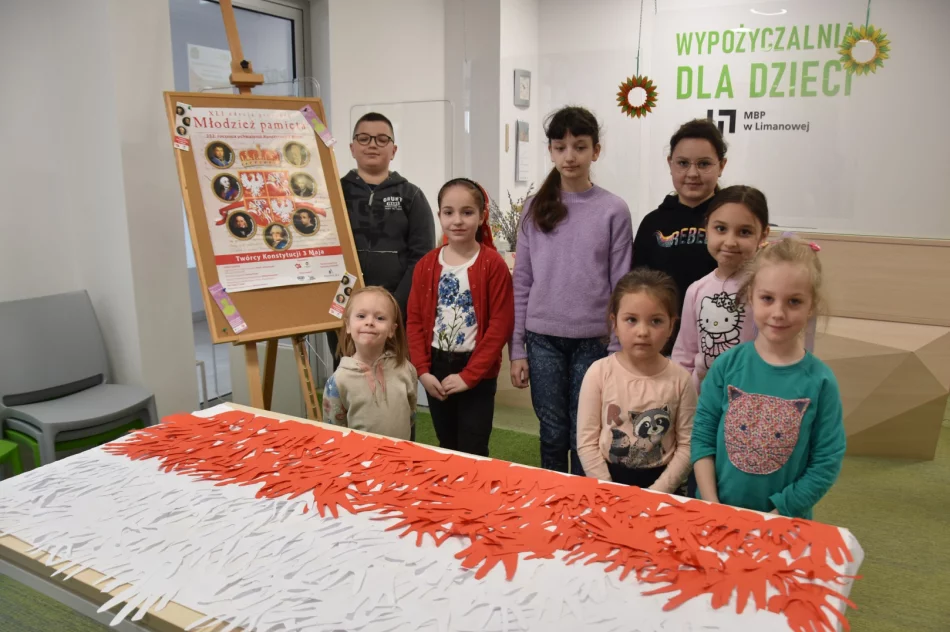 W Bibliotece odbyły się warsztaty pt.: „Nasza biało – czerwona” - zdjęcie 17