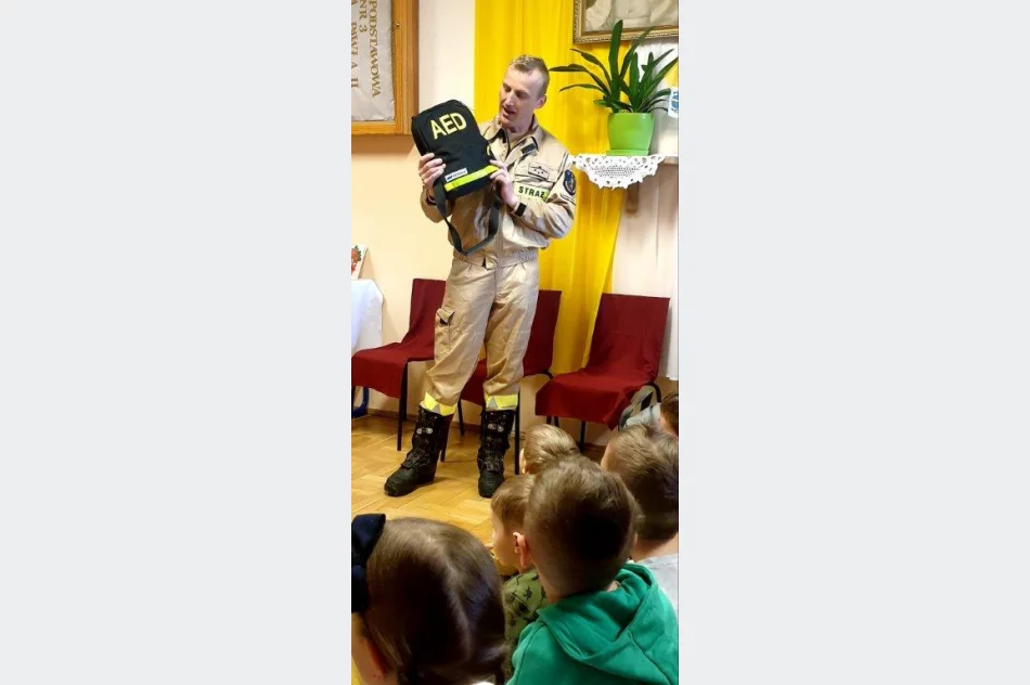Dzień Strażaka w szkole - zdjęcie 3