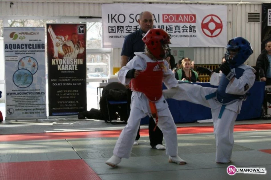 4 medale dla limanowskich karateków z ARS Klub Kyokushinkai - zdjęcie 3