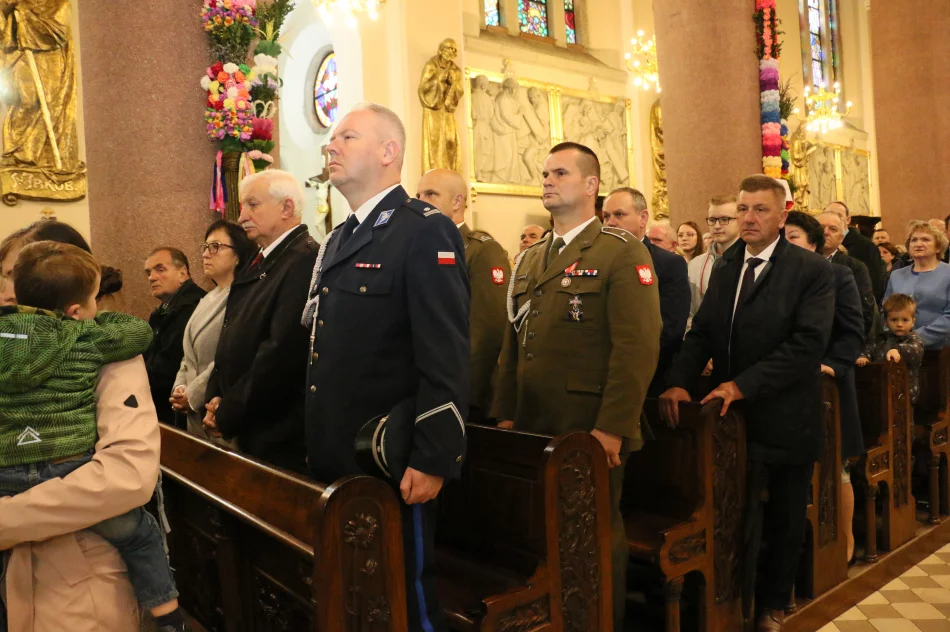 Obchody Święta Konstytucji 3 Maja na limanowskim rynku - zdjęcie 8