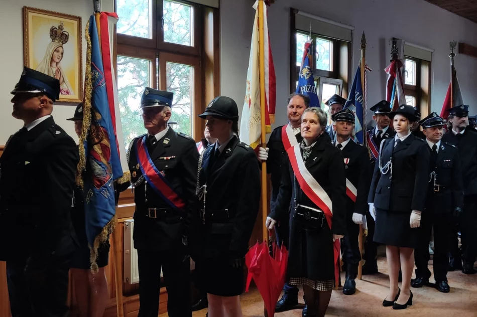 Uroczyście obchodzili dwa ważne święta - zdjęcie 7