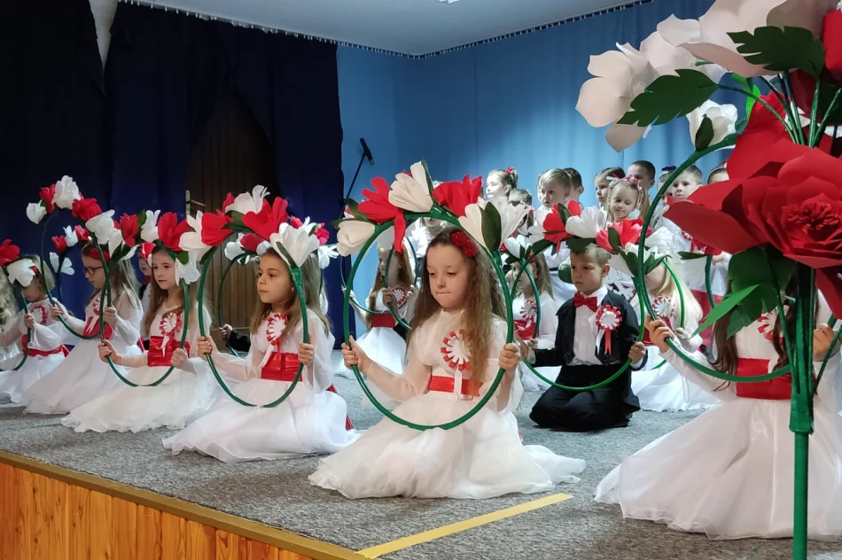 Uroczyście obchodzili dwa ważne święta - zdjęcie 10