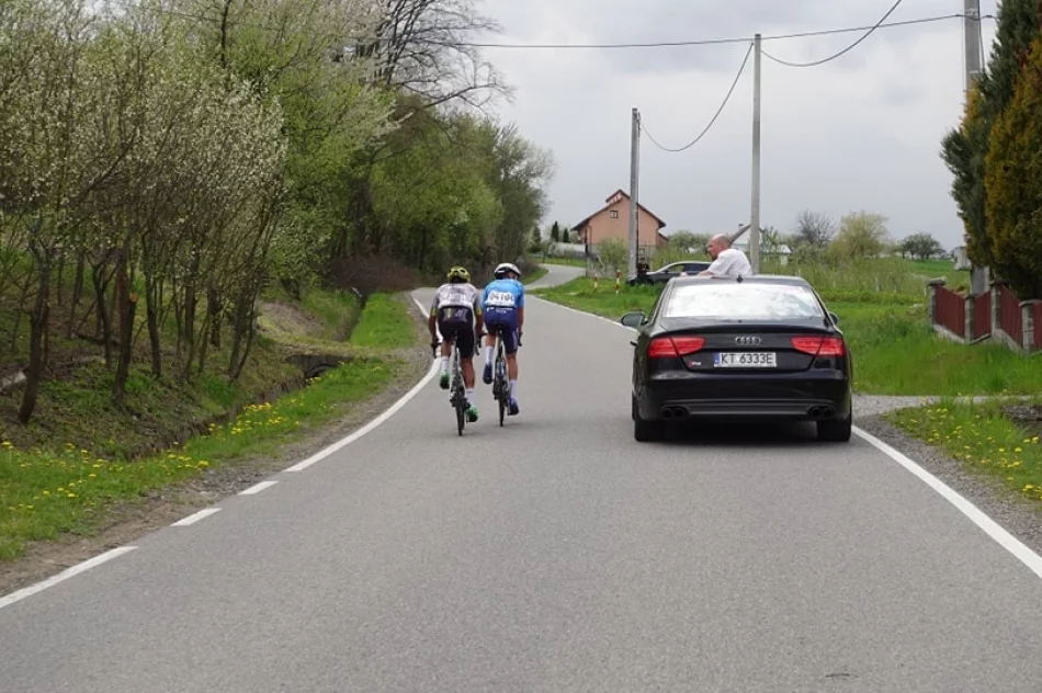 Na drogach regionu rywalizowali kolarze - zdjęcie 4