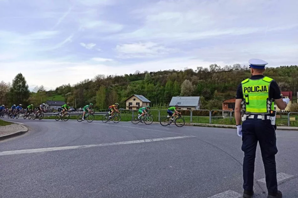 Na drogach regionu rywalizowali kolarze - zdjęcie 12