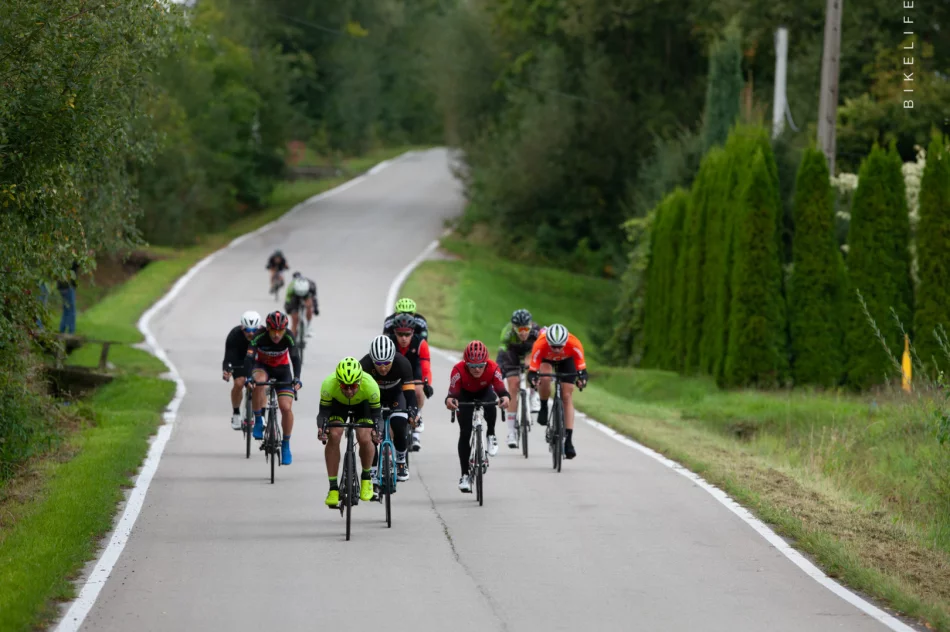 Kolejny wyścig kolarski w powiecie - utrudnienia drogowe - zdjęcie 4