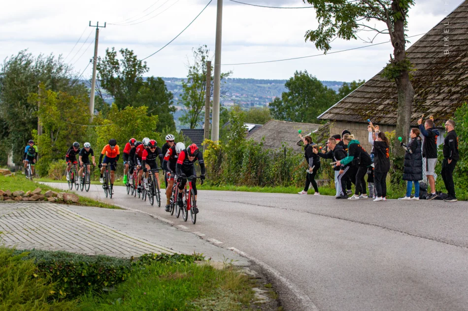 Kolejny wyścig kolarski w powiecie - utrudnienia drogowe - zdjęcie 5