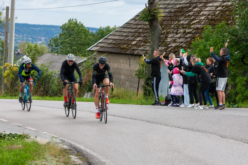 Kolejny wyścig kolarski w powiecie - utrudnienia drogowe - zdjęcie 8