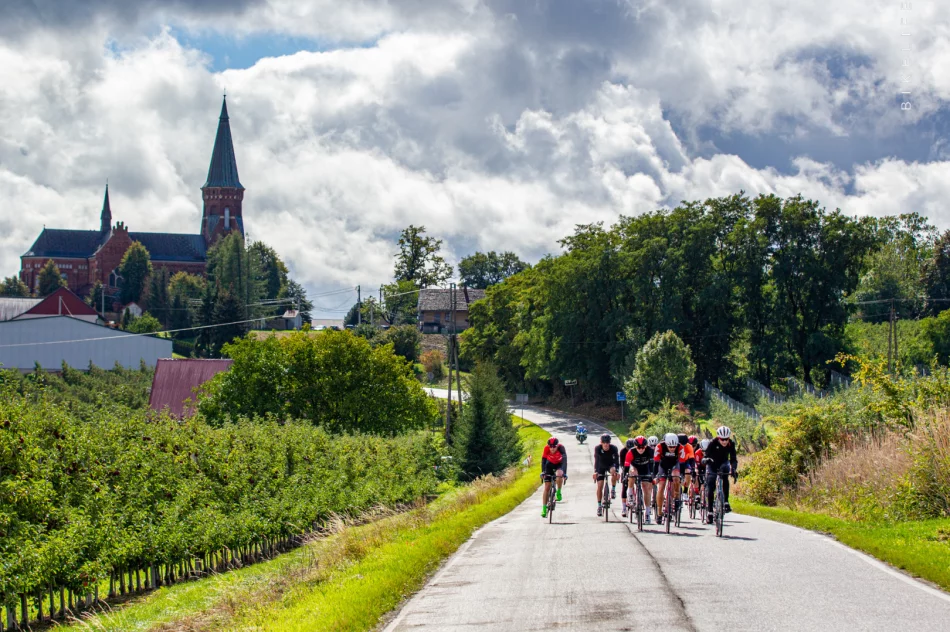 Kolejny wyścig kolarski w powiecie - utrudnienia drogowe - zdjęcie 10