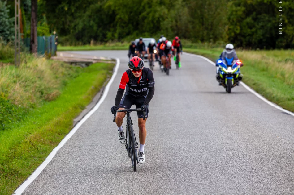 Kolejny wyścig kolarski w powiecie - utrudnienia drogowe - zdjęcie 12