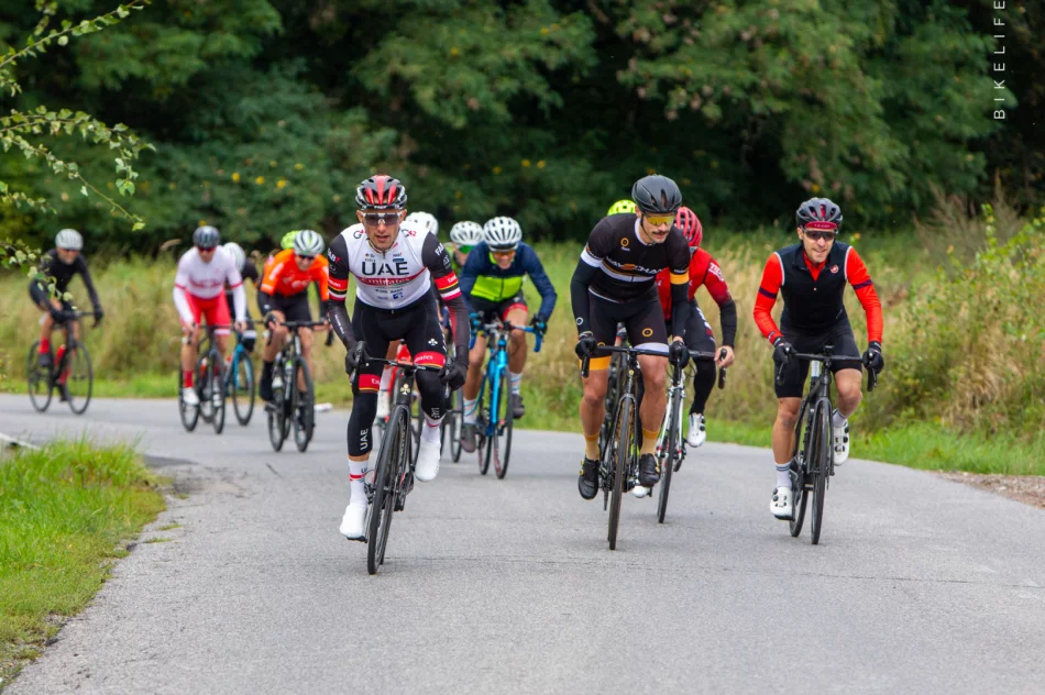 Kolejny wyścig kolarski w powiecie - utrudnienia drogowe - zdjęcie 17