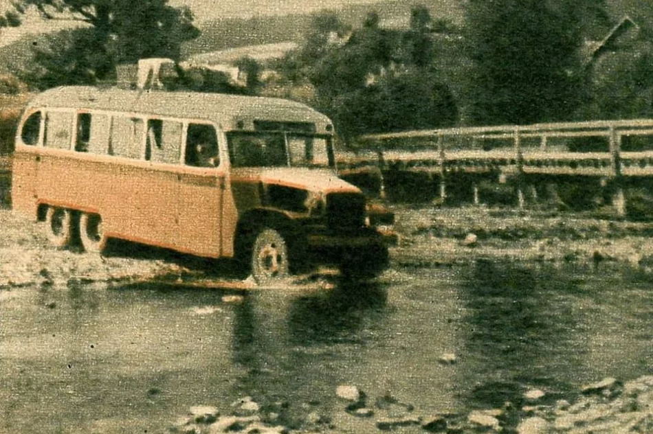 Unikatowe zdjęcie - tak podróżowano do nas z Krakowa - zdjęcie 2