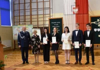 Certyfikaty dla uczniów policyjnej klasy - zdjęcie główne
