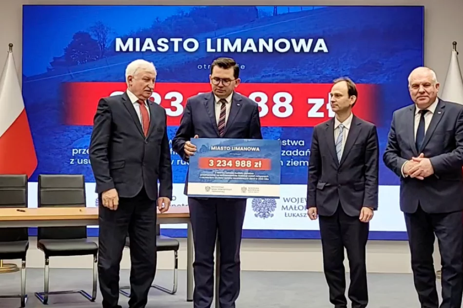 Czek na stabilizację osuwiska i odbudowę drogi - zdjęcie 2