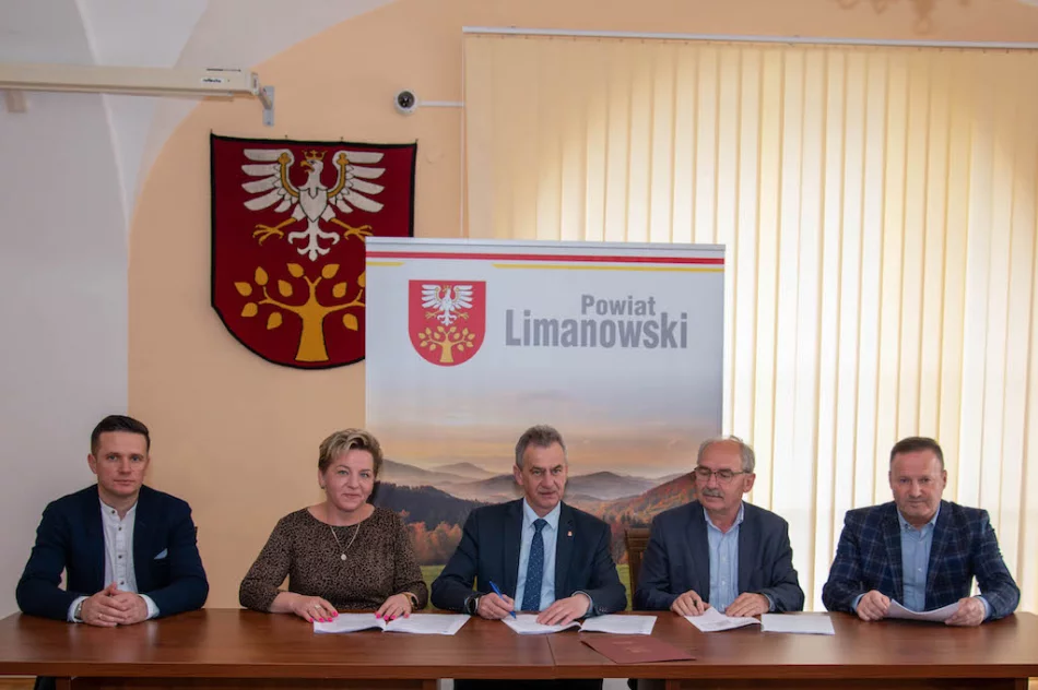 Zmodernizują pływalnię - umowa podpisana - zdjęcie 2