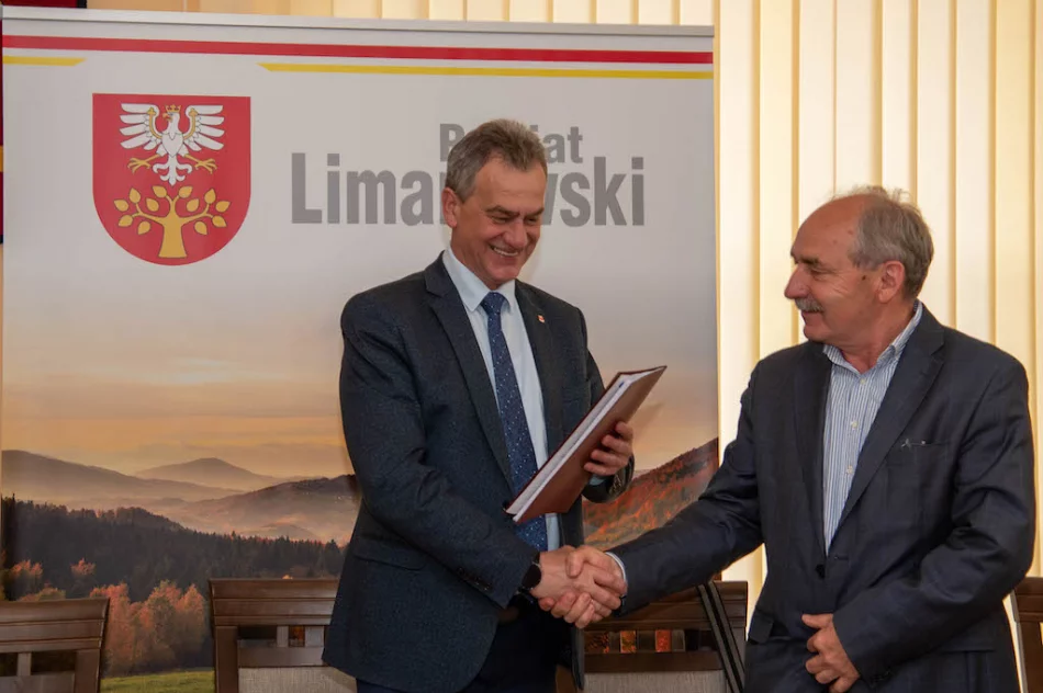 Zmodernizują pływalnię - umowa podpisana - zdjęcie 3