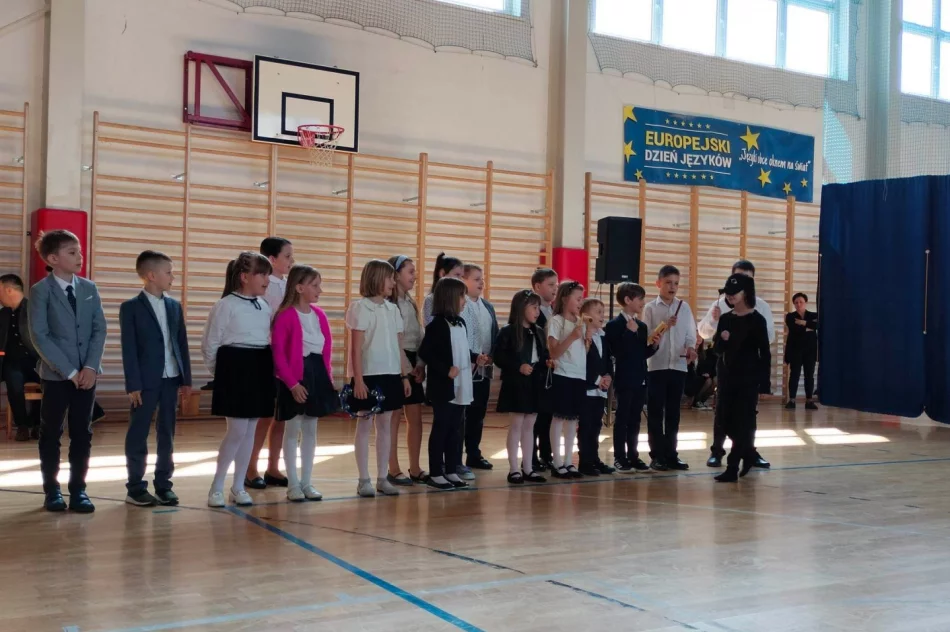 "Koncert Wiosenny" w wykonaniu uczniów Szkoły Muzycznej I stopnia w Żegocinie - filia Pasierbiec - zdjęcie 2