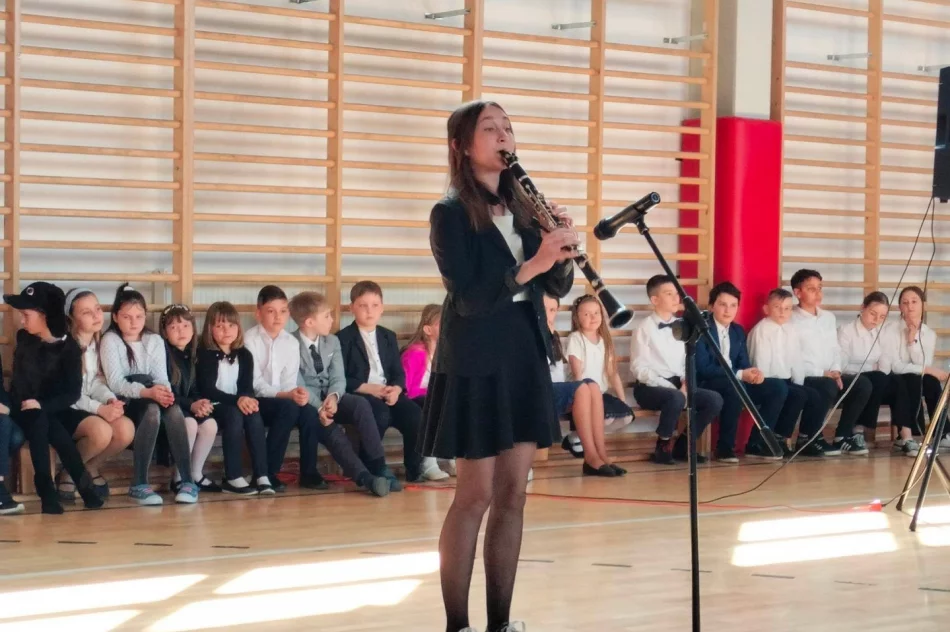 "Koncert Wiosenny" w wykonaniu uczniów Szkoły Muzycznej I stopnia w Żegocinie - filia Pasierbiec - zdjęcie 20